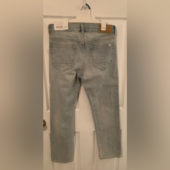 Jeans - Picture 8 of 8